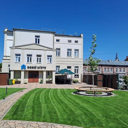 Dobre Misto Hotel Krnov Ngoại thất bức ảnh