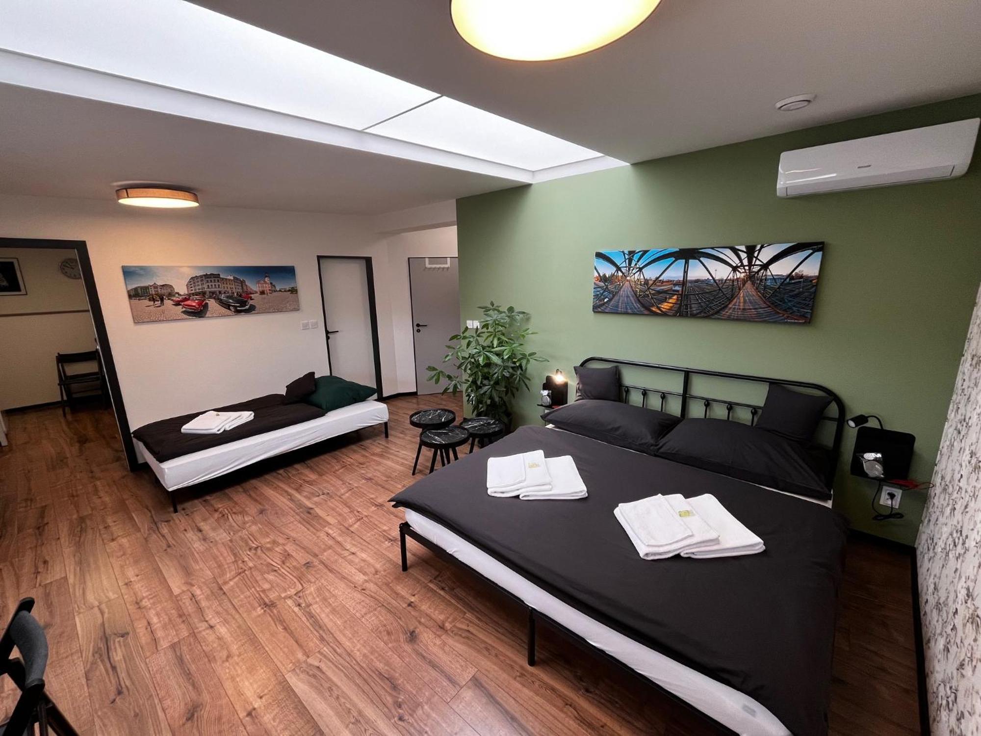 Dobre Misto Hotel Krnov Ngoại thất bức ảnh